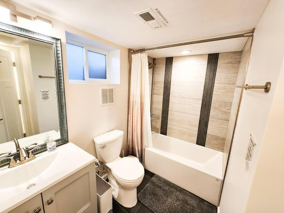 Charming Guest Suite Near Denver Colorado Englewood Exteriör bild