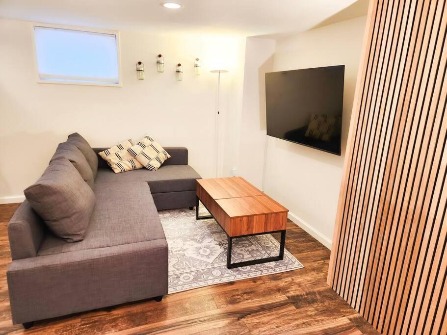 Charming Guest Suite Near Denver Colorado Englewood Exteriör bild