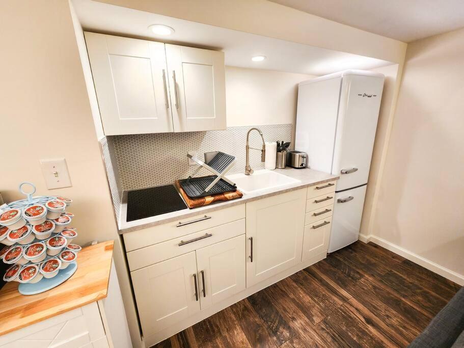 Charming Guest Suite Near Denver Colorado Englewood Exteriör bild