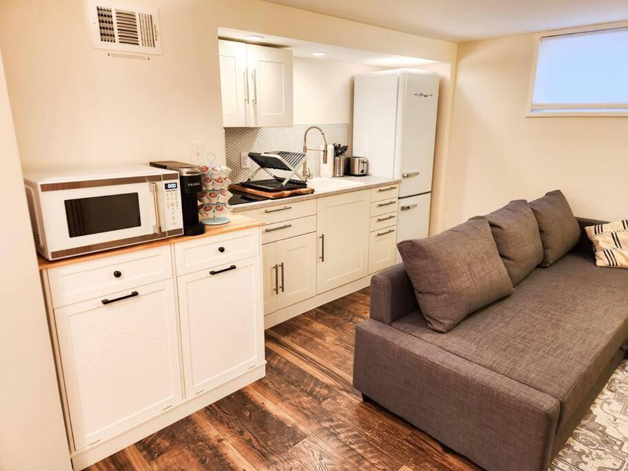 Charming Guest Suite Near Denver Colorado Englewood Exteriör bild